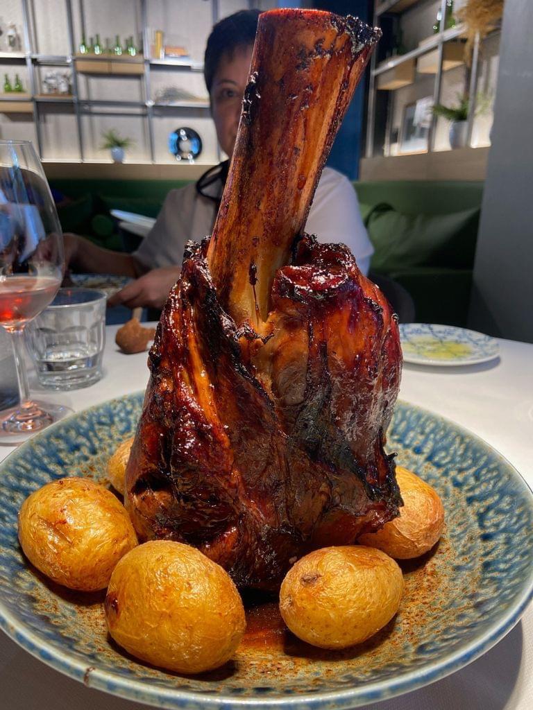 Restaurante Atocha 107, Jarrete de ternera asado con hueso, Chef Joaquin Felipe Peira